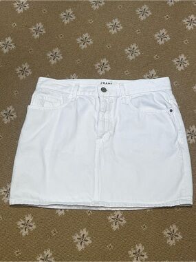 FRAME Denim White Mini Skirt 28